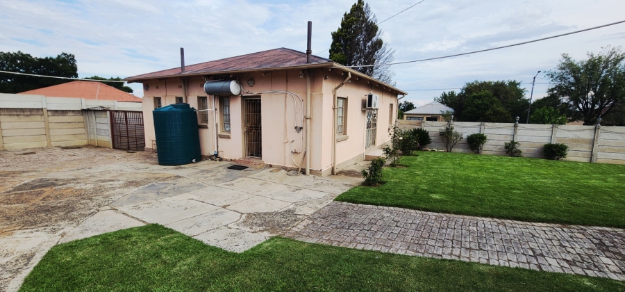 3 Bedroom Property for Sale in Kroonheuwel Free State